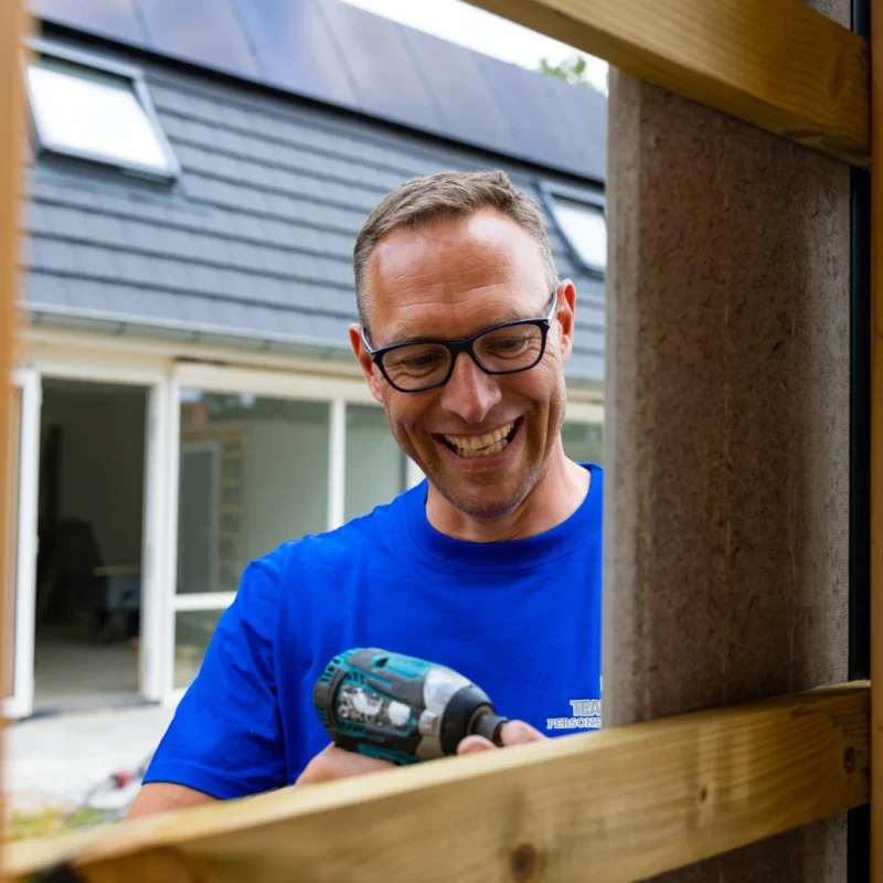 Timmerman (renovatie) in Roden